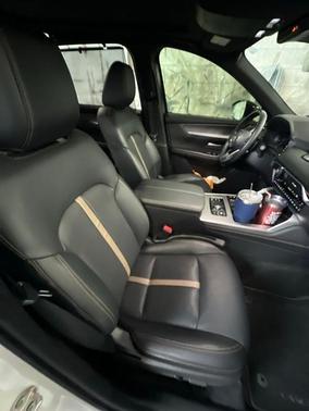 Rhodium White Premium 2025 Mazda CX-70 CX-70