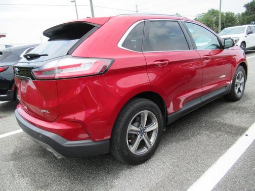 Rapid Red Metallic Tinted Clearcoat 2020 Ford Edge SEL
