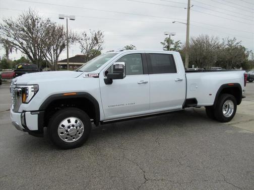 2026 GMC Sierra 3500 Denali