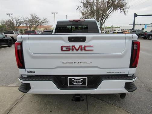2026 GMC Sierra 3500 Denali