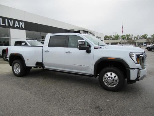 2026 GMC Sierra 3500 Denali