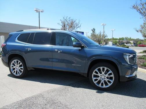 DOWNPOUR MET 2026 GMC Acadia Denali