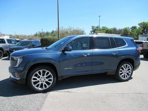 DOWNPOUR MET 2026 GMC Acadia Denali