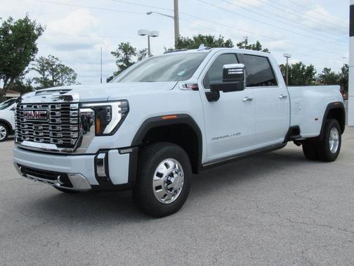 Glacier White 2026 GMC Sierra 3500 Denali