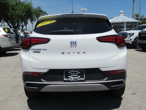 Summit White 2024 Buick Encore GX Preferred