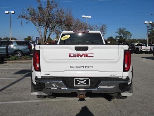 2022 GMC Sierra 3500 SLT