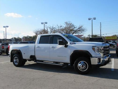 2022 GMC Sierra 3500 SLT
