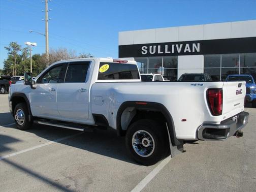 2022 GMC Sierra 3500 SLT