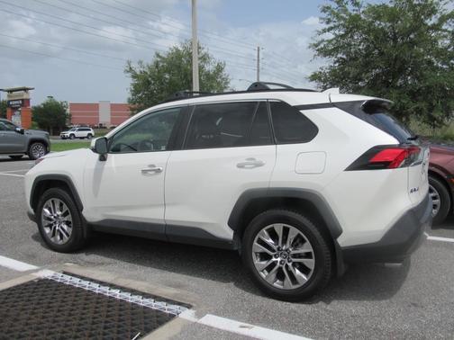 2019 Toyota RAV4 Limited