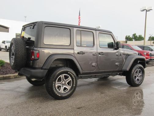 2022 Jeep Wrangler Unlimited Sport