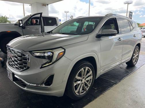 Quicksilver Metallic 2020 GMC Terrain Denali