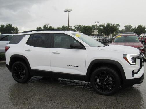 Summit White 2026 GMC Terrain Elevation