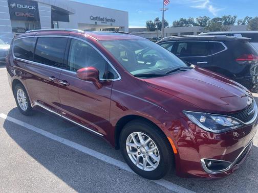 2020 Chrysler Pacifica Touring-L