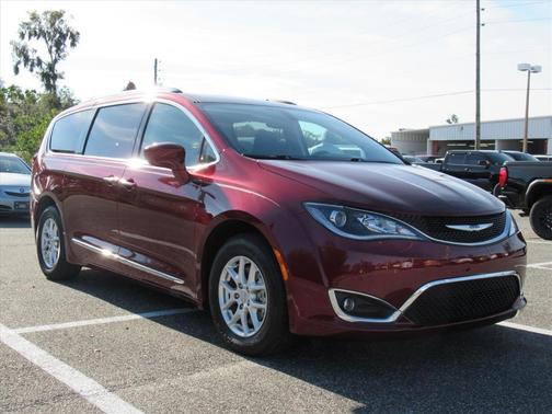 2020 Chrysler Pacifica Touring-L