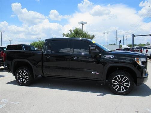 Onyx Black 2022 GMC Sierra 1500 Limited AT4