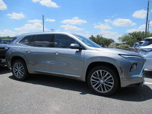 Moonstone Gray Metallic 2026 Buick Enclave Avenir