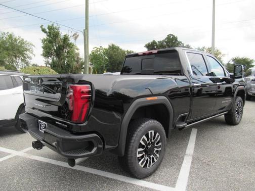 Onyx Black 2026 GMC Sierra 2500 Denali Ultimate