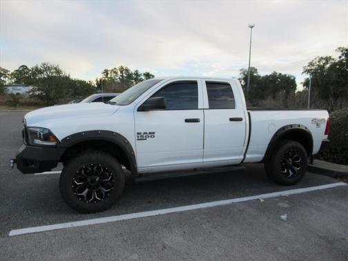 Bright White Clearcoat 2019 RAM 1500 Classic Tradesman