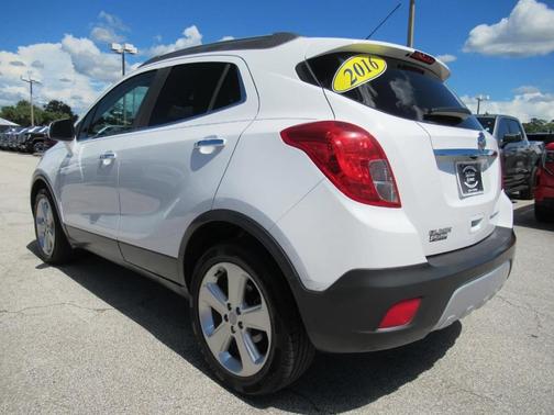 Summit White 2016 Buick Encore Base