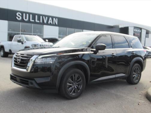 2022 Nissan Pathfinder S