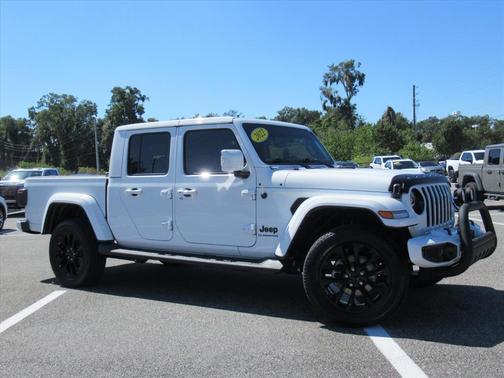 2022 Jeep Gladiator Overland