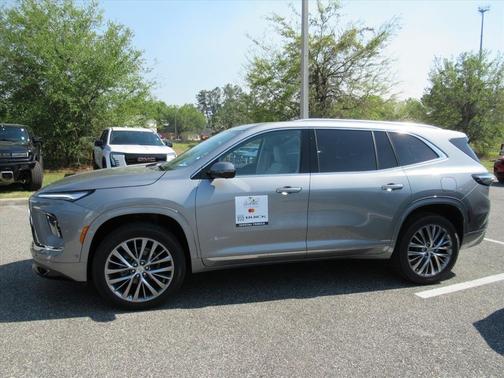 Moonstone 2026 Buick Enclave Avenir