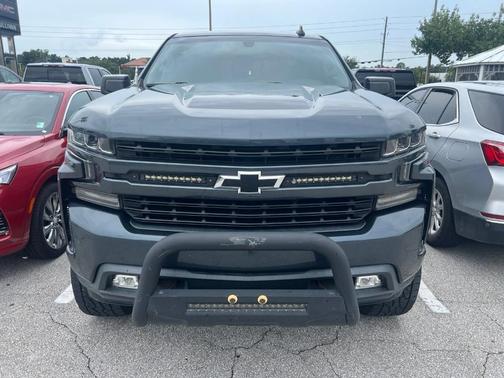Shadow Gray Metallic 2020 Chevrolet Silverado 1500 RST
