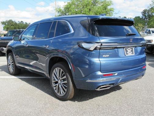 Ocean 2026 Buick Enclave Avenir