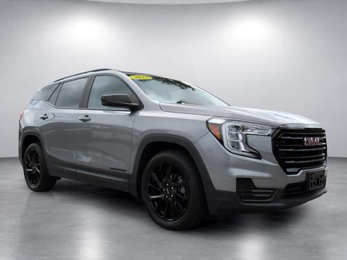Sterling 2023 GMC Terrain SLE