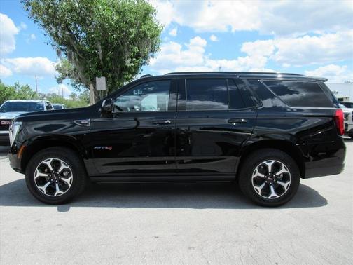 Onyx Black 2026 GMC Yukon AT4
