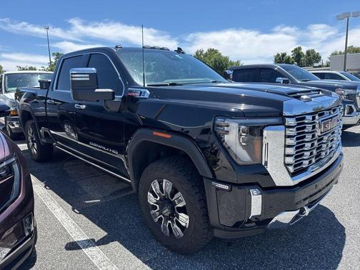 Onyx Black 2024 GMC Sierra 2500 Denali