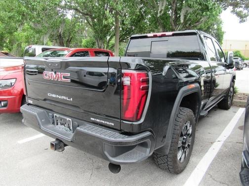 Onyx Black 2024 GMC Sierra 2500 Denali