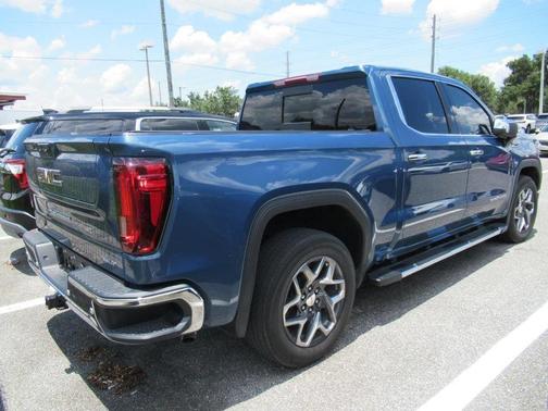 Metallic 2024 GMC Sierra 1500 SLT