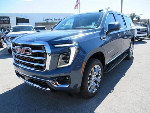 Metallic 2026 GMC Yukon XL Elevation