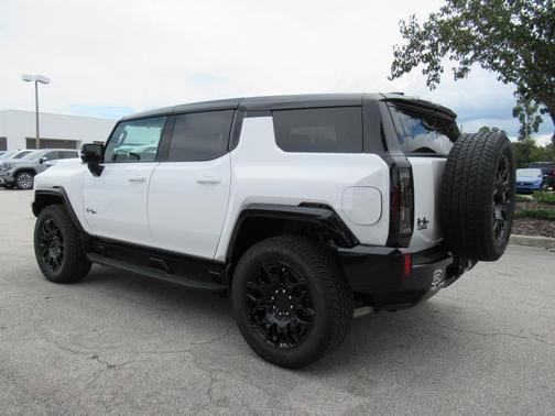 2026 GMC HUMMER EV SUV 2X