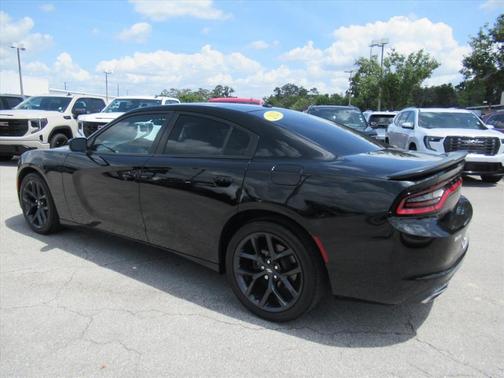 Pitch Black Clearcoat 2021 Dodge Charger SXT