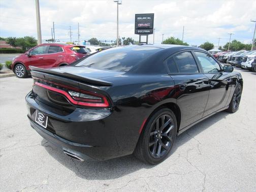 Pitch Black Clearcoat 2021 Dodge Charger SXT