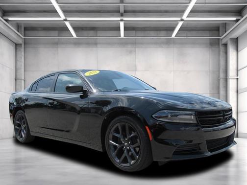 Pitch Black Clearcoat 2021 Dodge Charger SXT