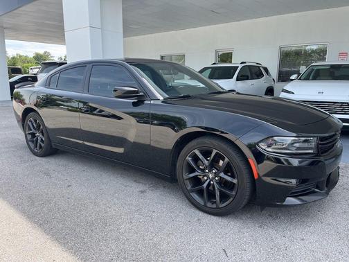 Pitch Black Clearcoat 2021 Dodge Charger SXT