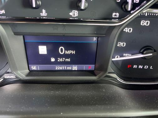 Summit White 2023 GMC Sierra 3500 AT4