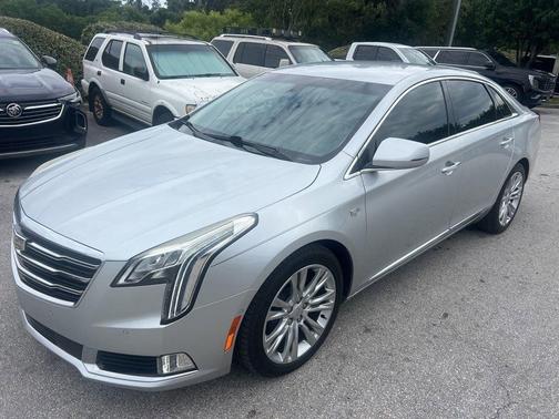 Radiant Silver Metallic 2019 Cadillac XTS Luxury