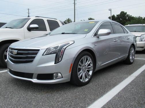 Radiant Silver Metallic 2019 Cadillac XTS Luxury