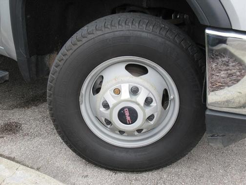 2023 GMC Sierra 3500 Pro