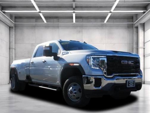 2023 GMC Sierra 3500 Pro