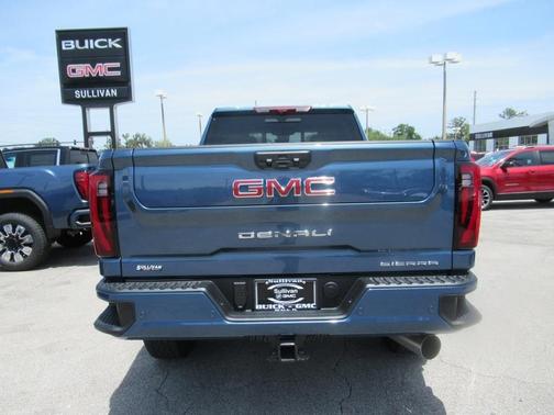 2025 GMC Sierra 2500 Denali
