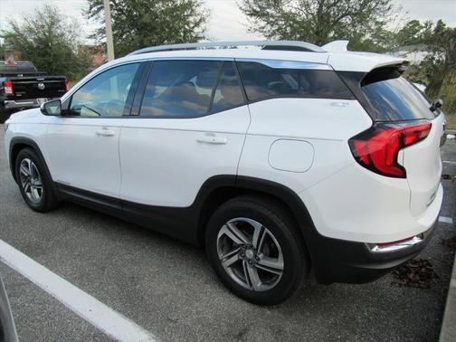 2021 GMC Terrain SLT