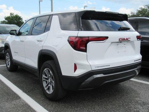 Summit White 2026 GMC Terrain Elevation