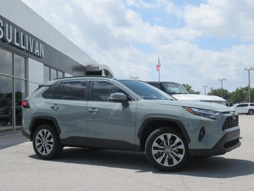 2022 Toyota RAV4 XLE Premium