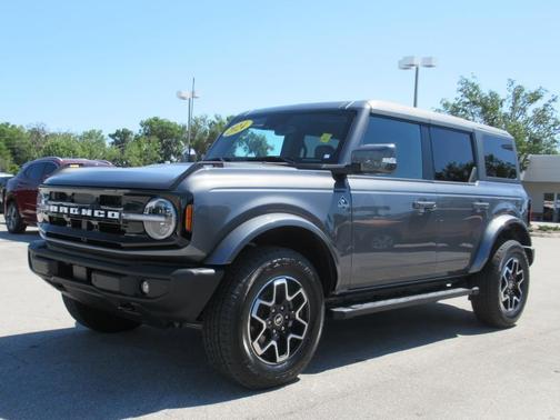 2024 Ford Bronco Outer Banks