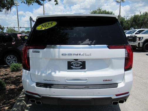 Summit White 2025 GMC Yukon XL Denali